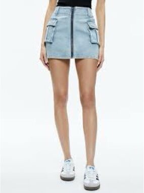 Alice + Olivia Rahmi cargo mini skirt.